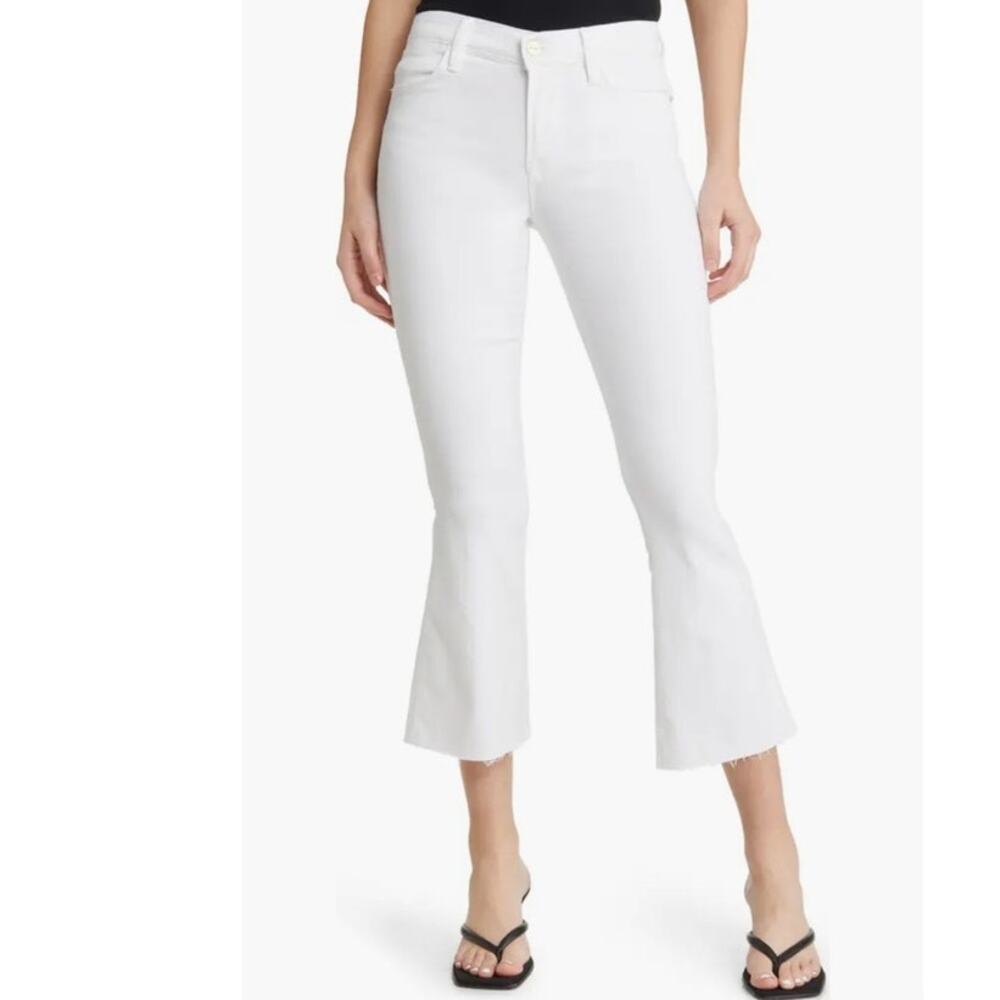 FRAME Le Bardot Crop Flare Raw Hem Jeans in White Size 23